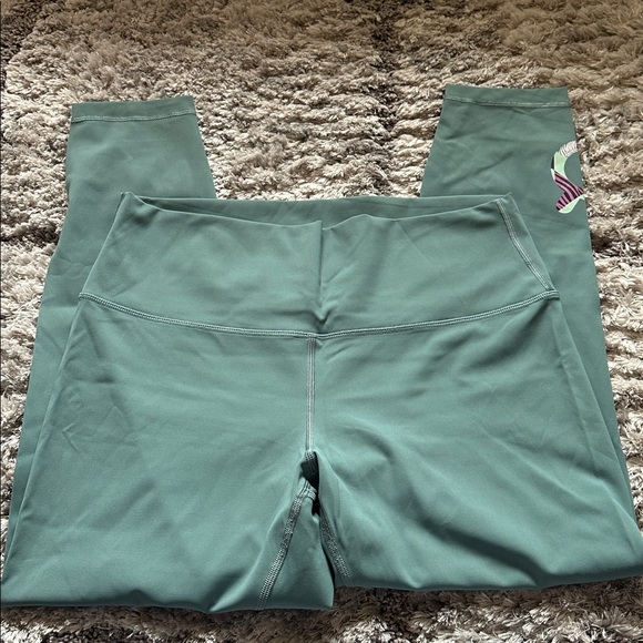 Lululemon Peloton high-rise Wunder Under legging - Picture 2 of 8